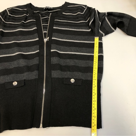 Ladies Zippered Cardigan, Black with Striping, Slim fit, Sz Lg Petite - Picture 9 of 11